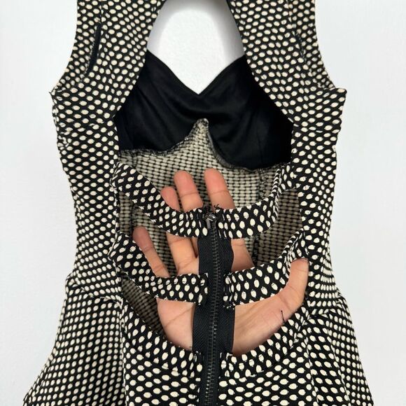 Sans Souci polka dot top size small - Picture 5 of 5